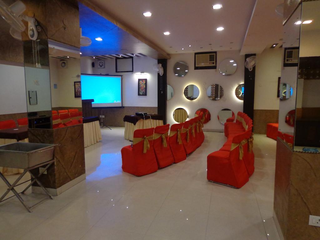 Aashyana Hotel Alwar Exterior photo