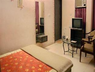 Aashyana Hotel Alwar Exterior photo